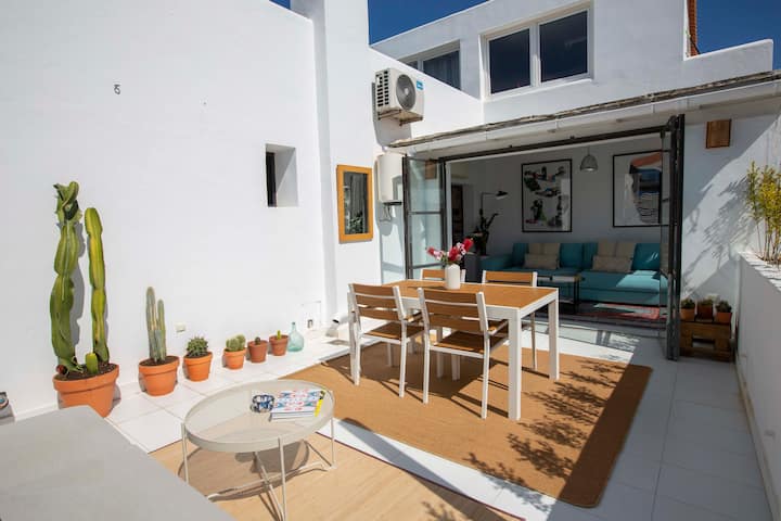 Casa Virgo Ibiza - Ibiza