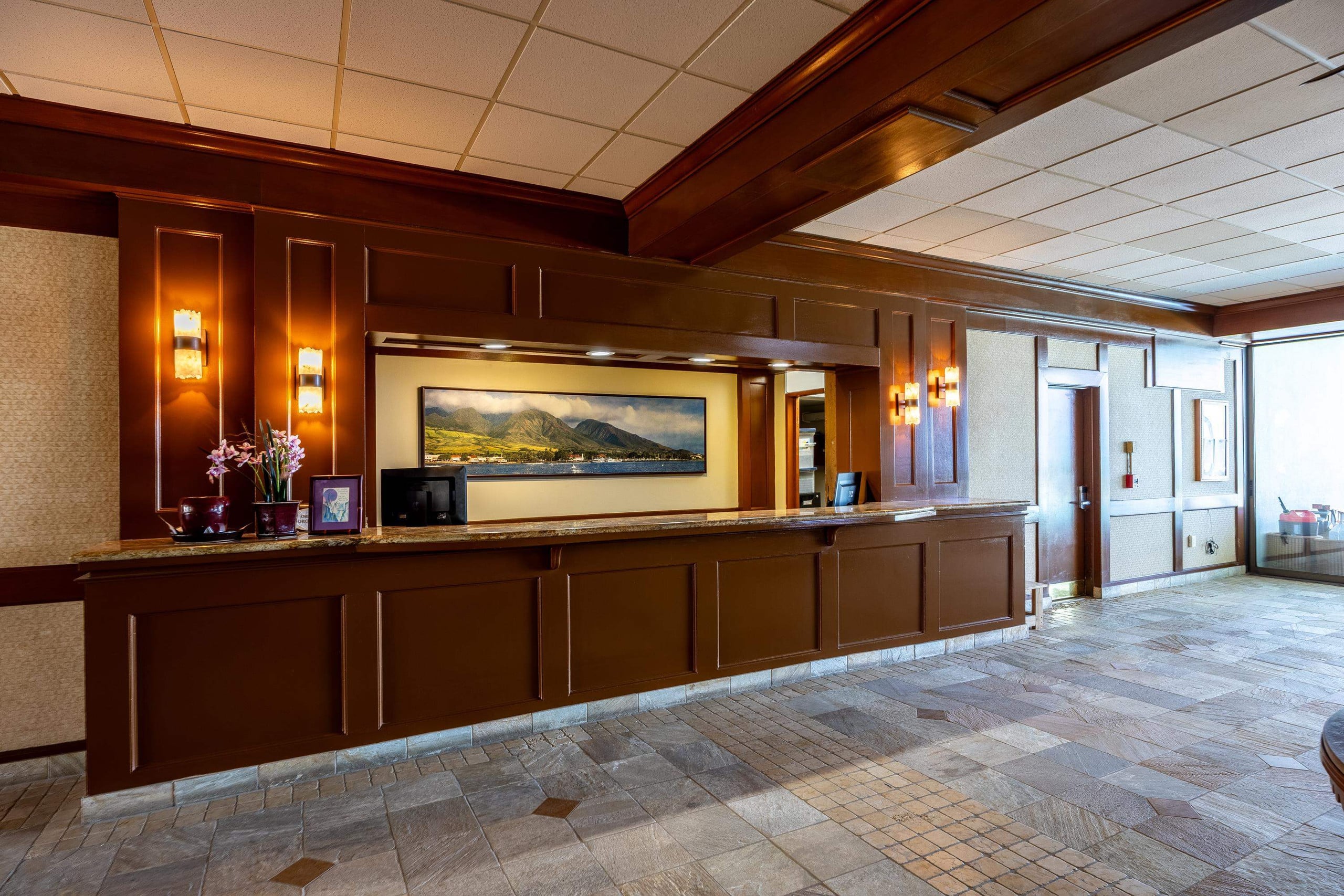 Oceanfront Studio, Sunset View, 5 min to Kaanapali - Image 13
