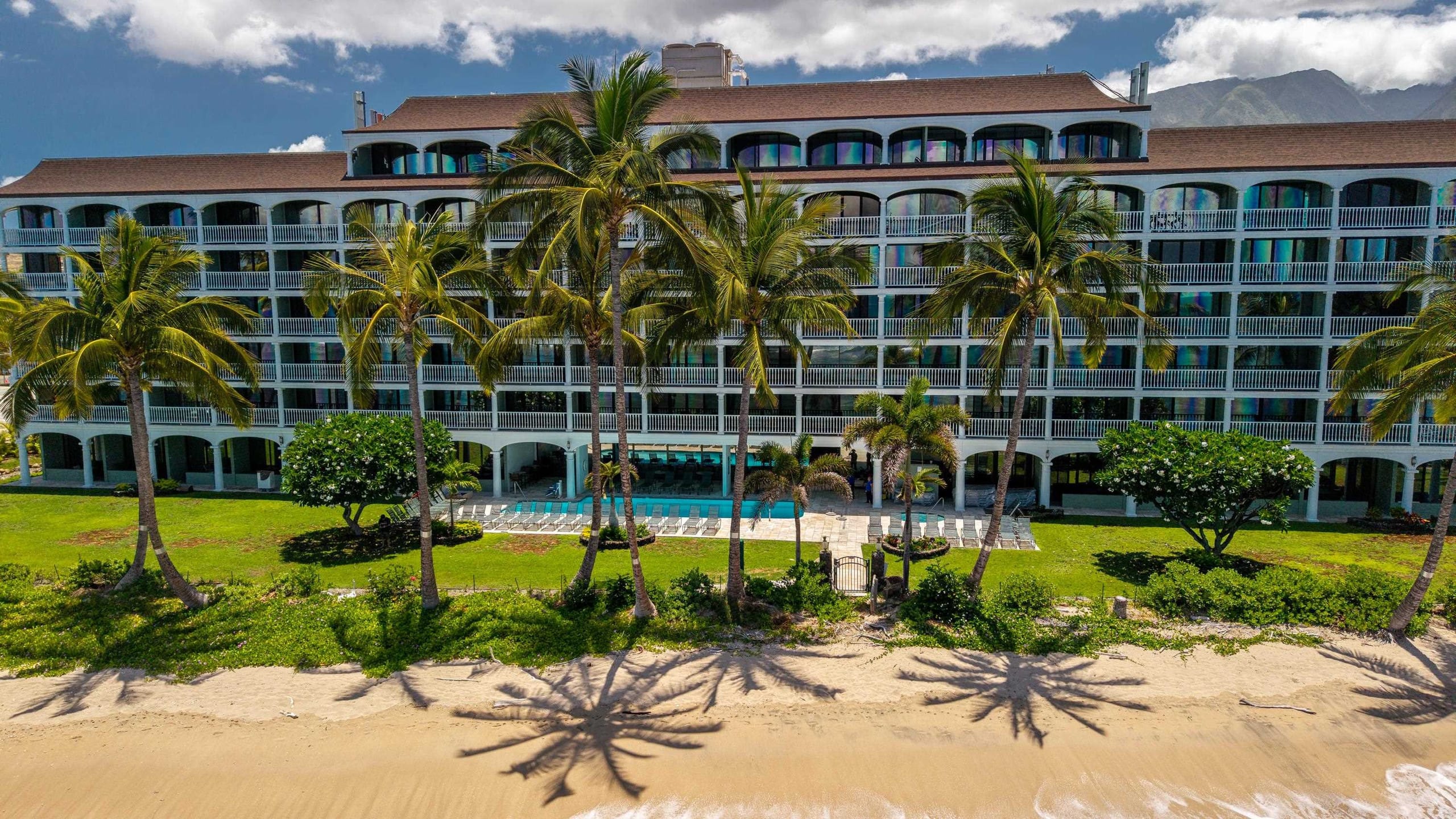 Oceanfront Studio, Sunset View, 5 min to Kaanapali - Image 16