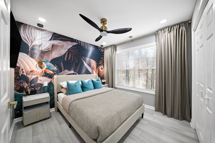 Beautiful Modern Home! Quiet Relaxing Convenience! - Atlanta, GA