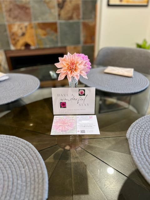 Successful Airbnb property: Private 2 Bedroom Guest Suite-Walnut Grove Langley in Langley Township