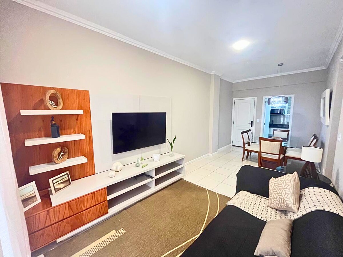 Anúncio popular: 3-minute walk from Praia do Forte! Pool, Sauna and Games em Cabo Frio
