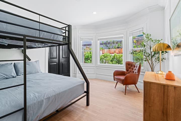 საძინებელი 3