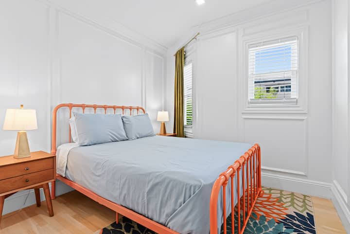 საძინებელი 4