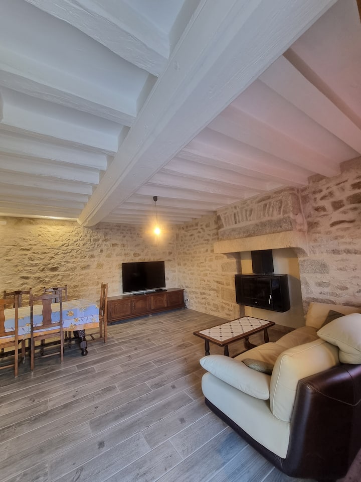 Maison De Village Rénovée En 2025 - Fresnay-sur-Sarthe