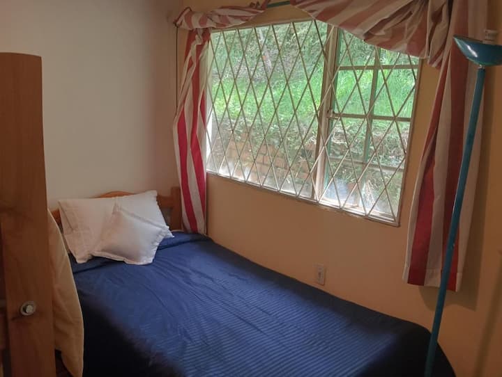 غرفة النوم 2