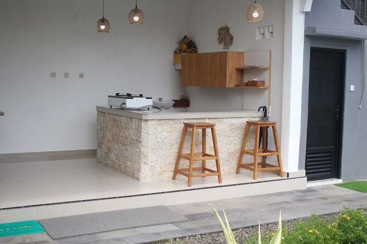 Tropical 2br Large Pool & Garden Uluwatu - Uluwatu