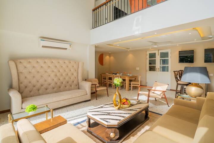 Solace AquaVista 5-BHK · Tropical Retreat W/ Pvt Pool