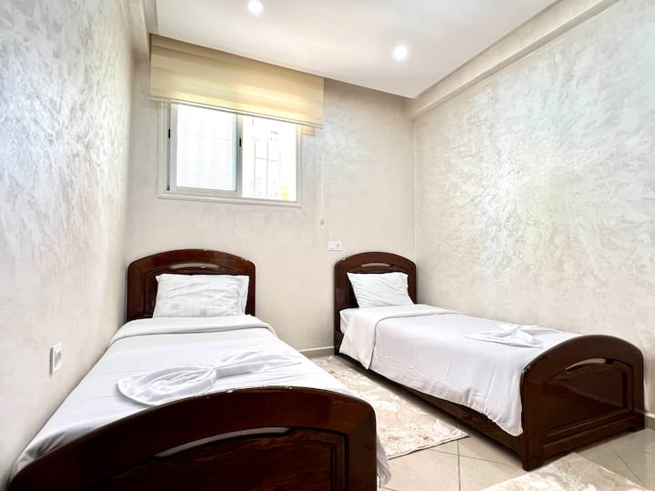 غرفة النوم 2