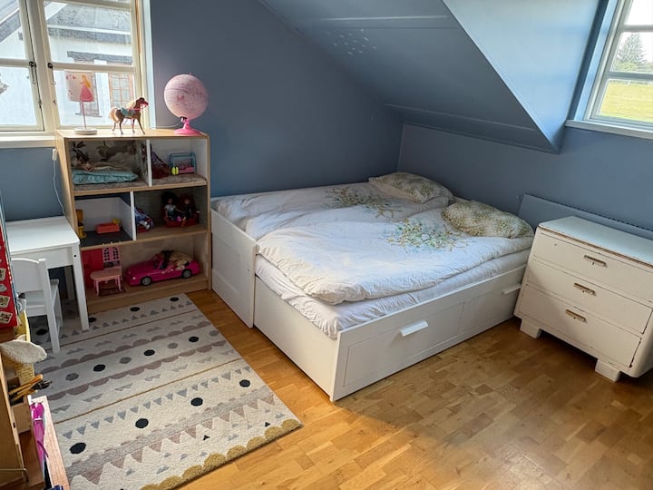 غرفة النوم 2