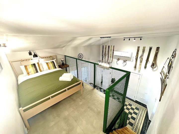 Two-Level Duplex for 8 — 8