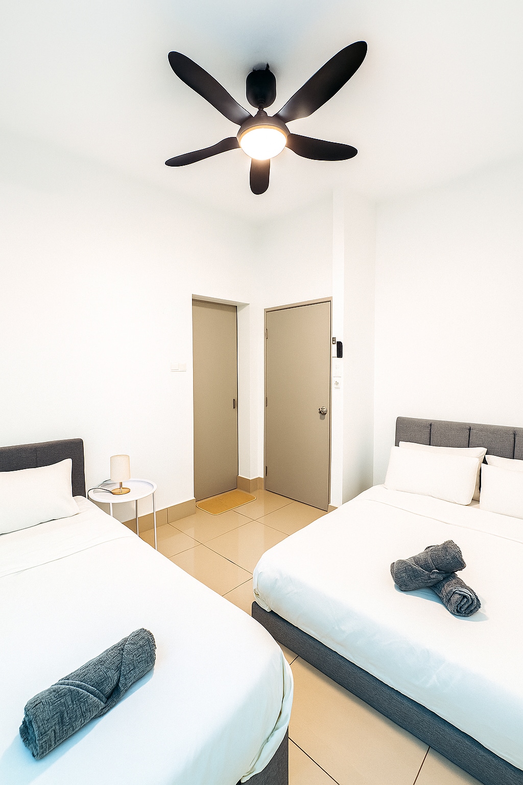 غرفة النوم 2