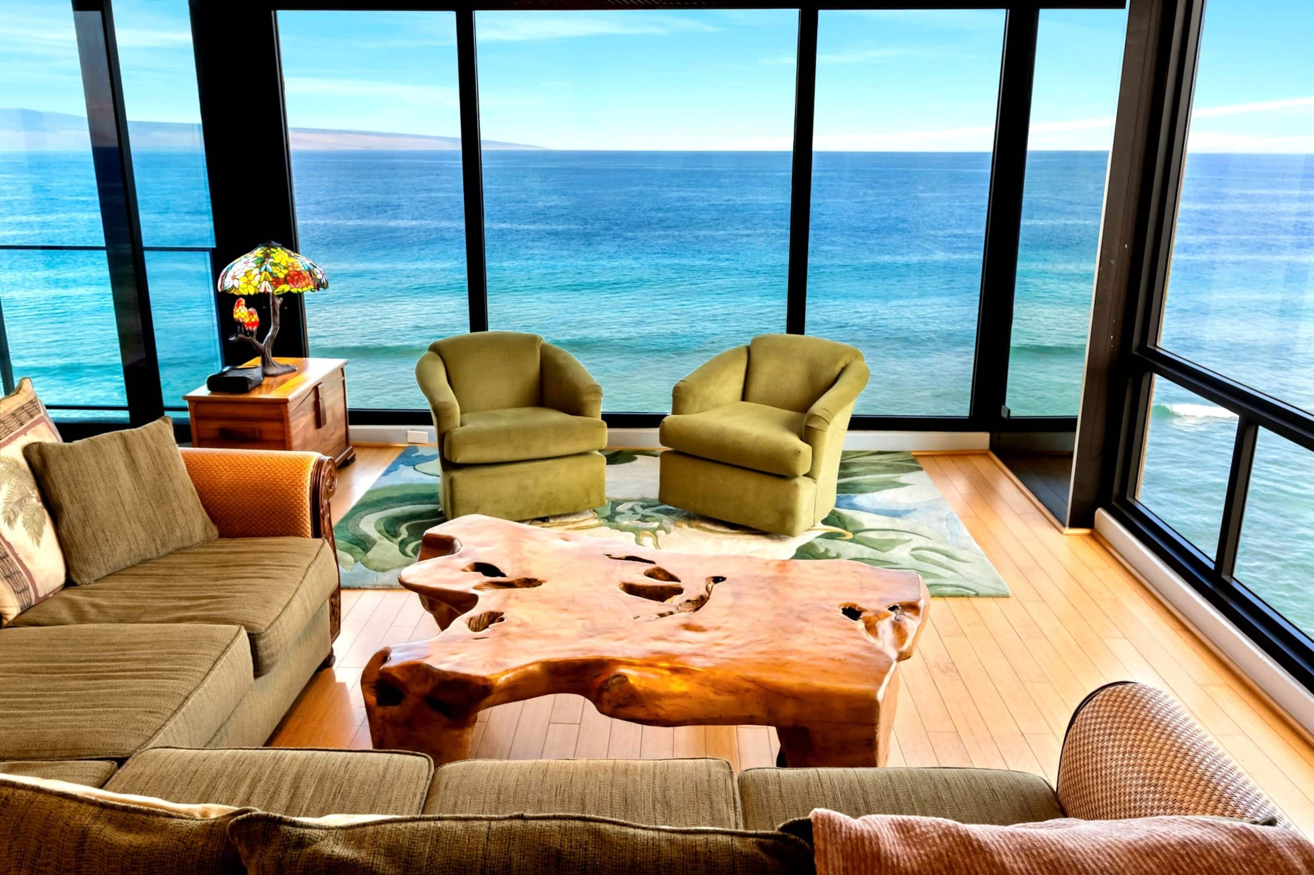 Direct Oceanfront Mahana 2 King Bed Master Suites - Image 3