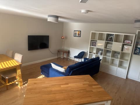 Large ground floor 3bed 2bath, parking Biggleswade