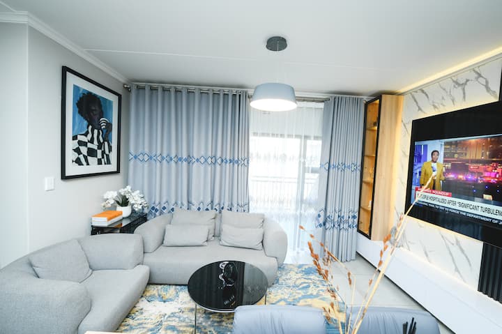 Waterfall Luxe Apartment - Midrand