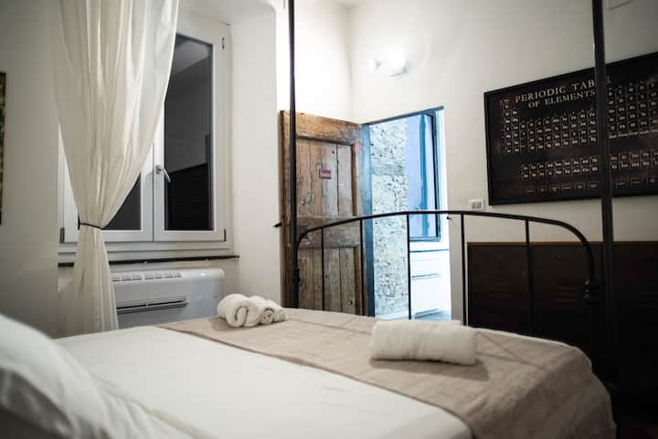 غرفة النوم 1