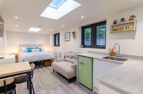 Successful Airbnb property: Beach bolthole in Southbourne in Bournemouth