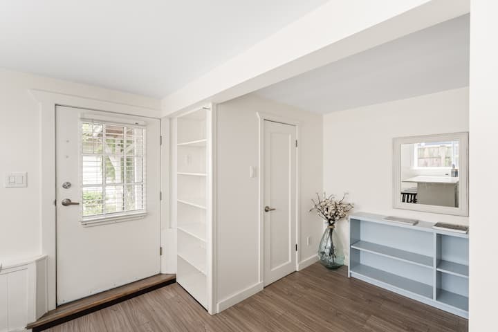 Cozy 2br Dunbar Retreat | Near Saints | Parking - Richmond