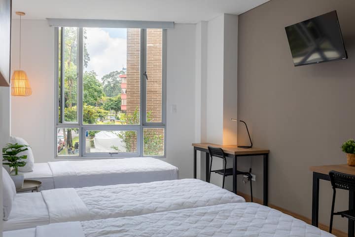 Coworking•wifi•rooftop•laundry - Pereira, Colombia