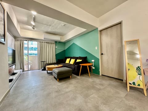 (New) Close to Taipei 101/WTC/Big Dome/Night Market/MRT, spacious 4 bedrooms 2 bathrooms suitable fo