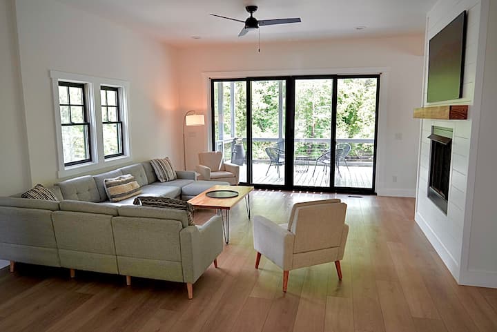 Riverfront Retreat On The Tuck|fire Pit + Near Wcu - Tuckasegee, NC