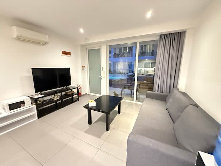 Boracay Scandi Close To D Mall 2br Pool Side 215 - Malay