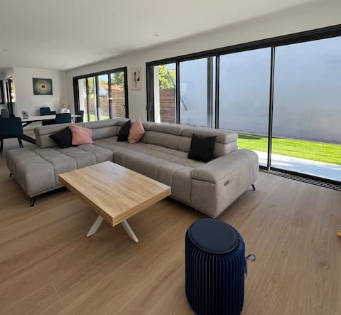 Successful Airbnb property: Villa Soulac-sur-Mer in Soulac Sur Mer