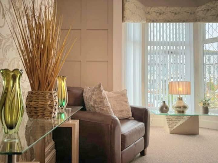 Copplehouse First Floor Room 4 - Southport