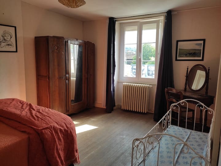 საძინებელი 3