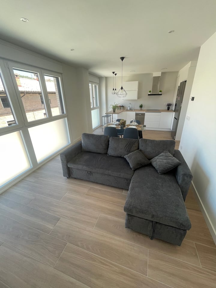 Apartamentos Arinai - Los Arcos