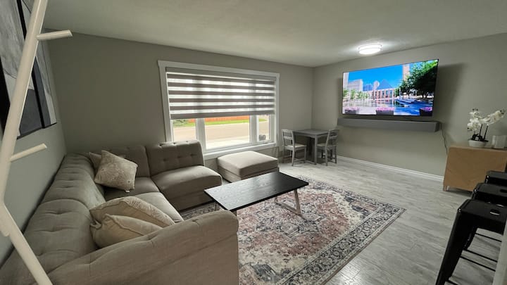Cozy Bungalow Near Wem W/ 3br - Edmonton