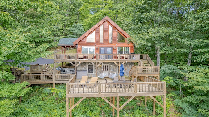 Cozy Bear Cabin – Mountain Bliss - Waynesville, NC