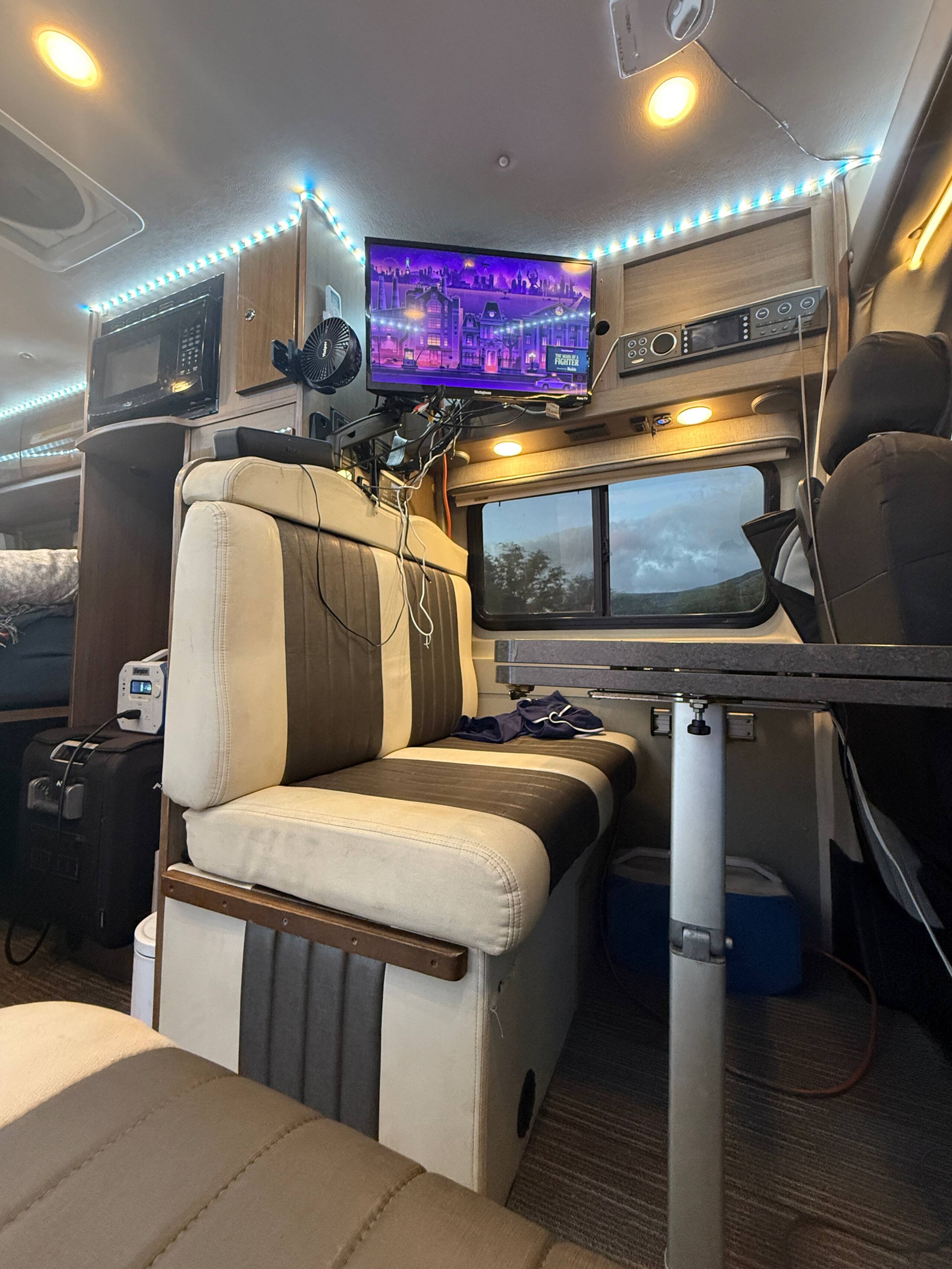 Ultimate Maui Van Life - Image 21