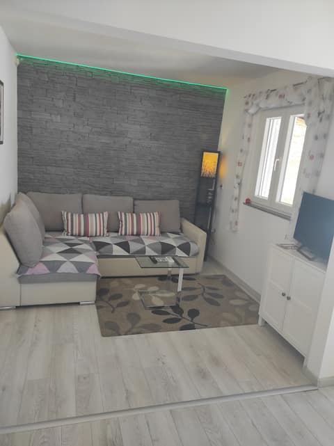 Successful Airbnb property: Apartman MI in Grebaštica