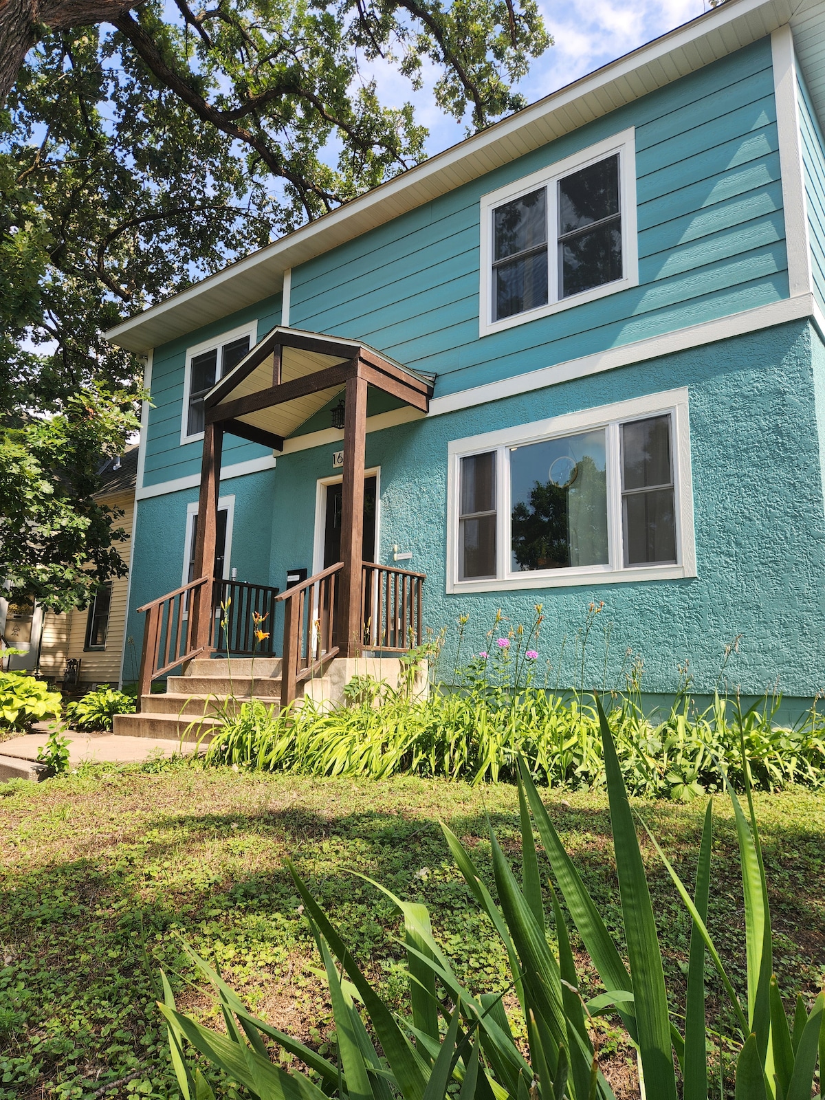 Race Street Rental