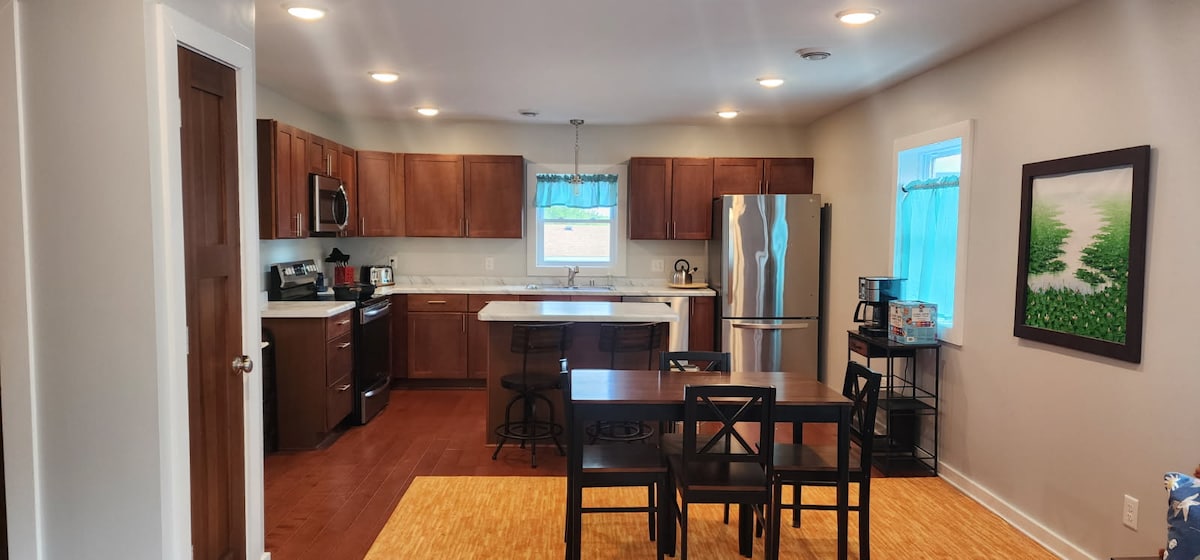 Race Street Rental
