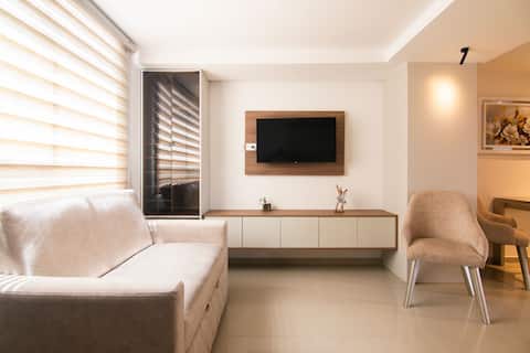Popular Airbnb listing: 1001 Vera Rentals Luxury Apartment with Parking and A/C in Bucaramanga