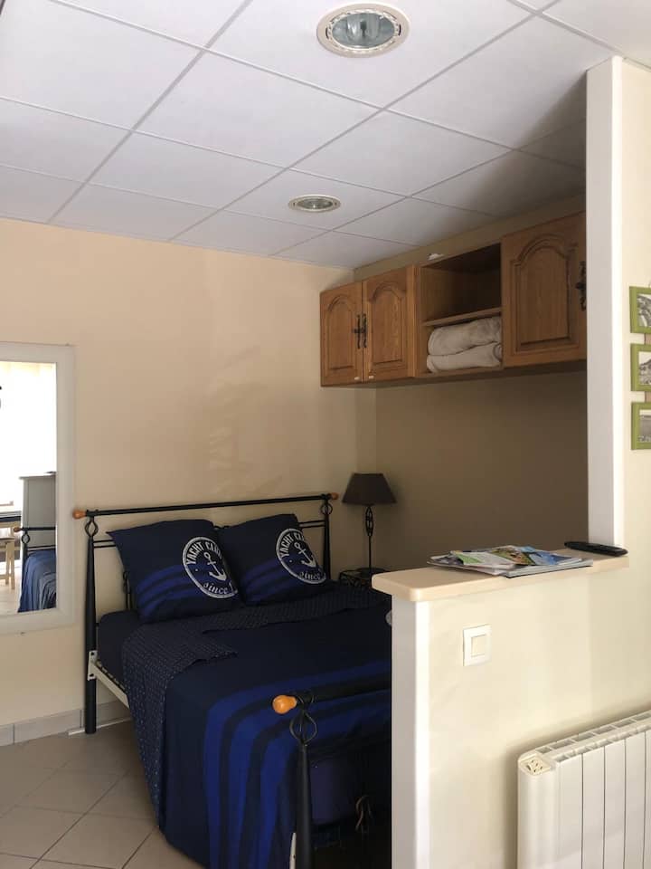 Спална соба 1