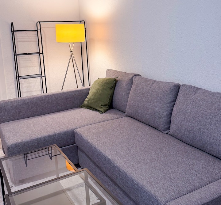 Modern & Stylish Apartment In Düsseldorf - Düsseldorf