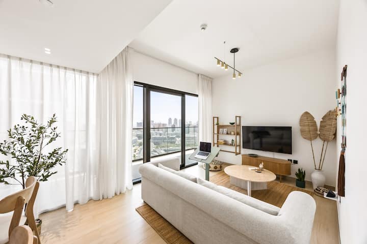 Soulful Cozy Stay In Jvc - Dubai