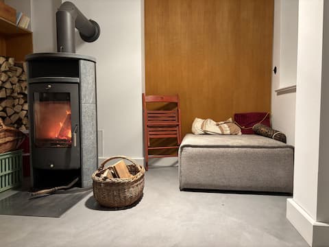 Top performing Airbnb: Historic country house with water access +4 Canadians in Barnim