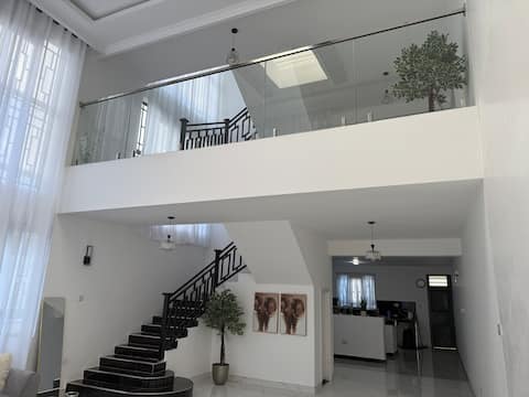 Deluxe Villa~Nairobi, Kenya