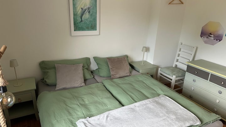Schlafzimmer 2