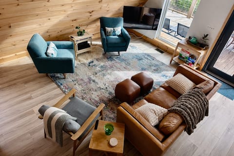 Successful Airbnb property: Starfall A-Frame Hot tub + View + Firepit in Jasper