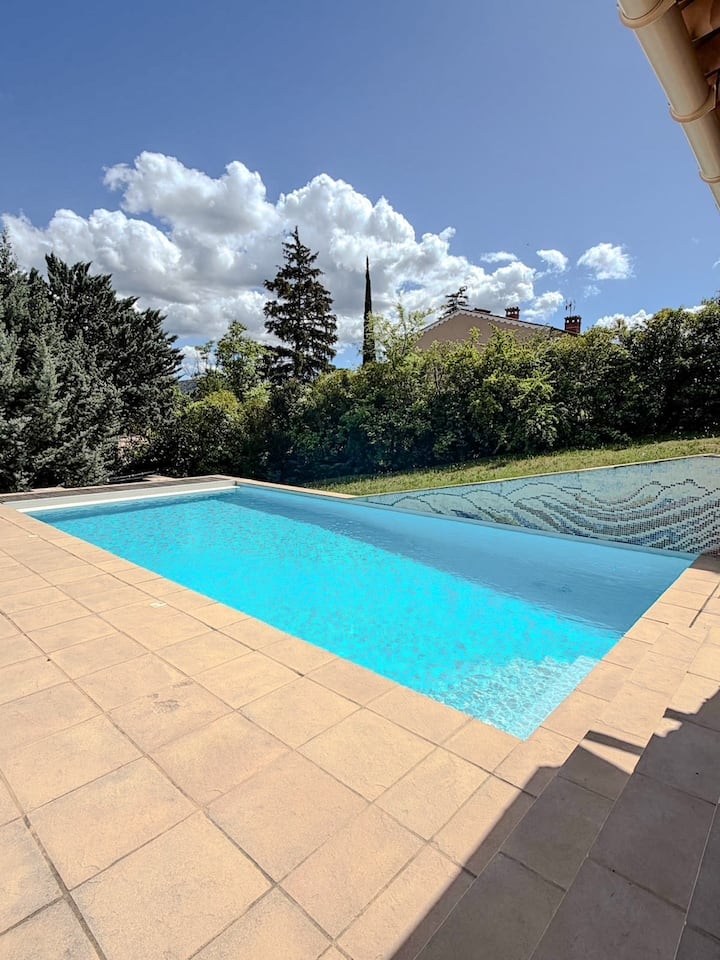 Villa Millepertuis - 3ch - Piscine - Clim - Gréoux-les-Bains