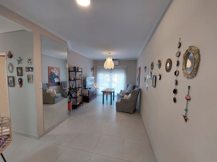 Departamento con cochera de 2 dormitorios en La Lucila