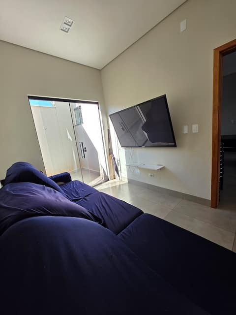 Top Airbnb: Beautiful House, 3 suites + 1 bedroom. em Maringá