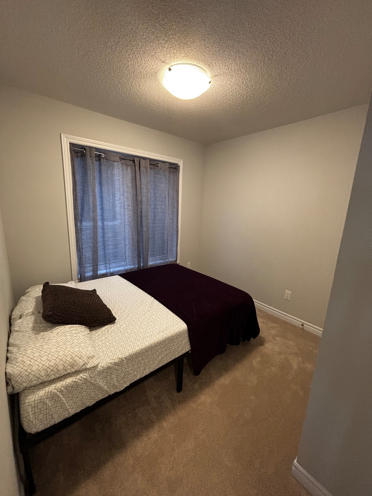 საძინებელი 3