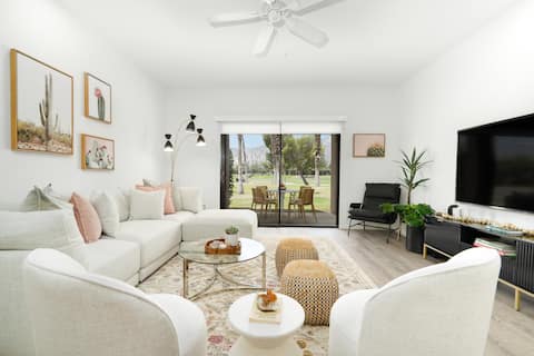Top performing Airbnb: Desert Bloom, 2br ensuite 2ba Condo with Pool/Spa in Cathedral City