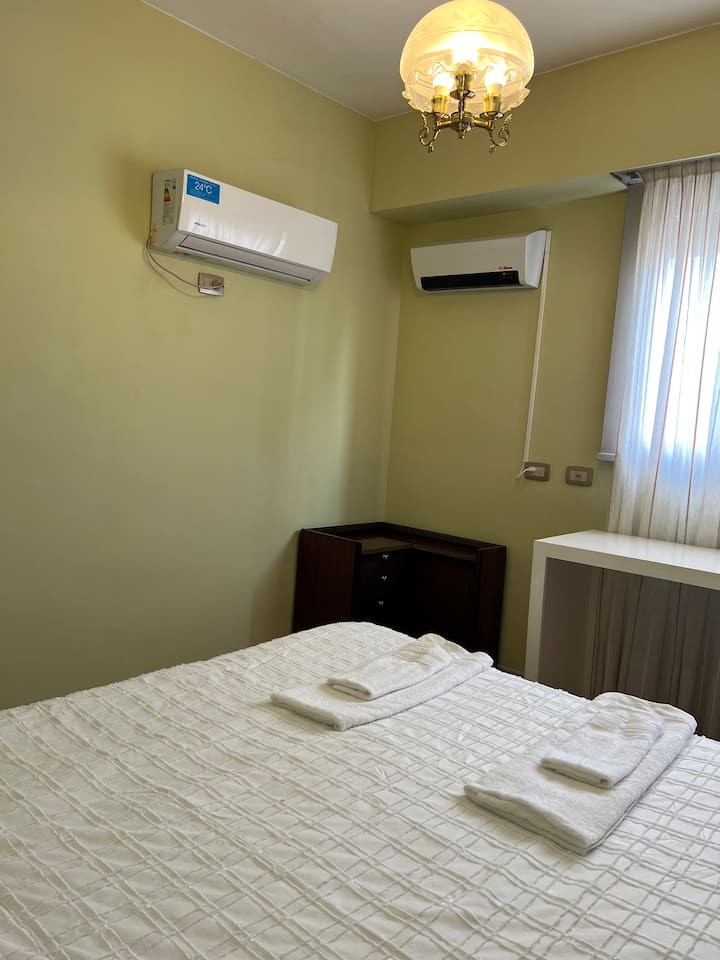 غرفة النوم 1